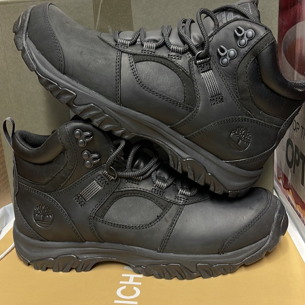 BNWT Mens Timberland boots Black size 11 - Picture 1 of 12